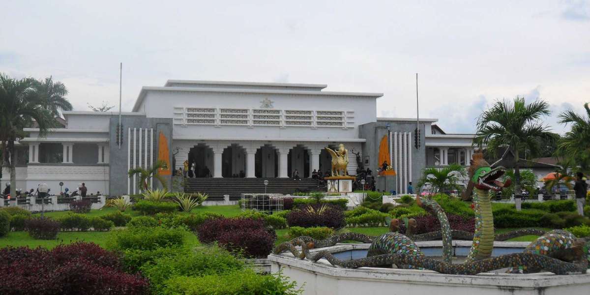 Wisata Sejarah di Museum Mulawarman, Samarinda