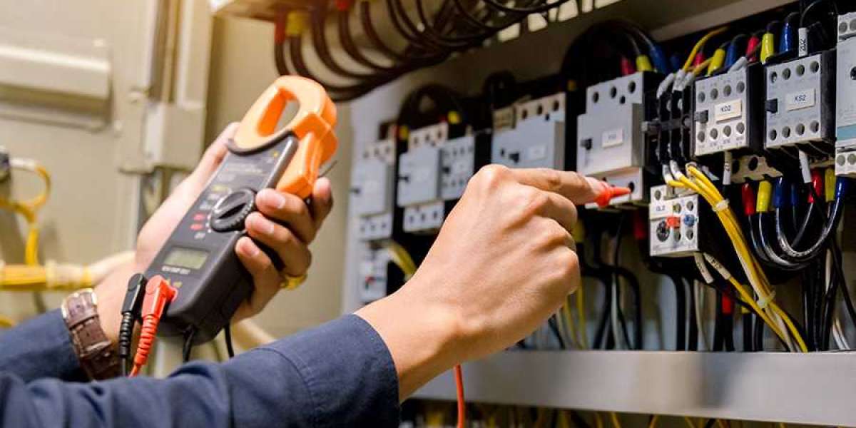 Electrical Panel Replacement in Flowery Branch: Enhancing Your Home’s Safety and Efficiency