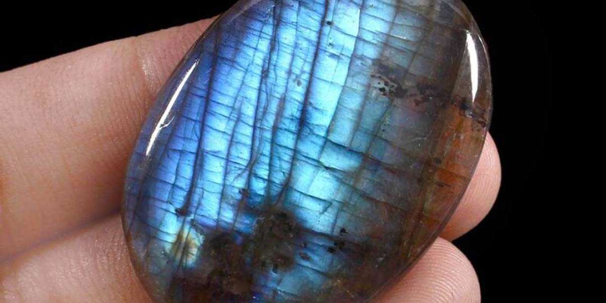 Harnessing the Power of Labradorite for Protection